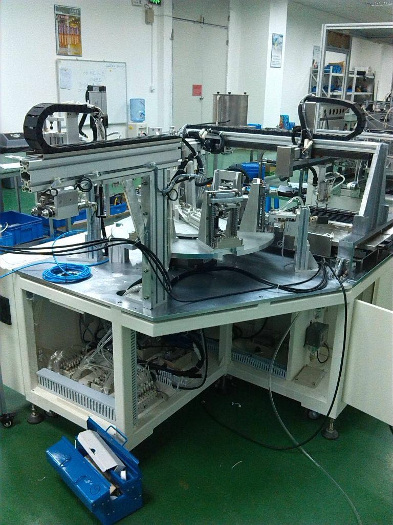 自動裝配機(jī) 自動裝配機(jī)